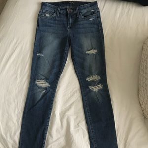 Joes skinny jeans!